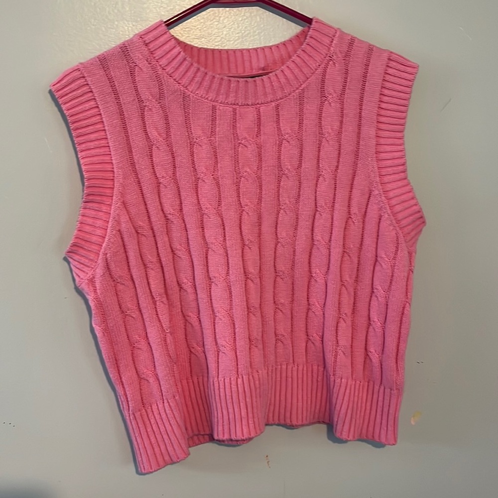 Forever 21 cable knit sleeveless sweater